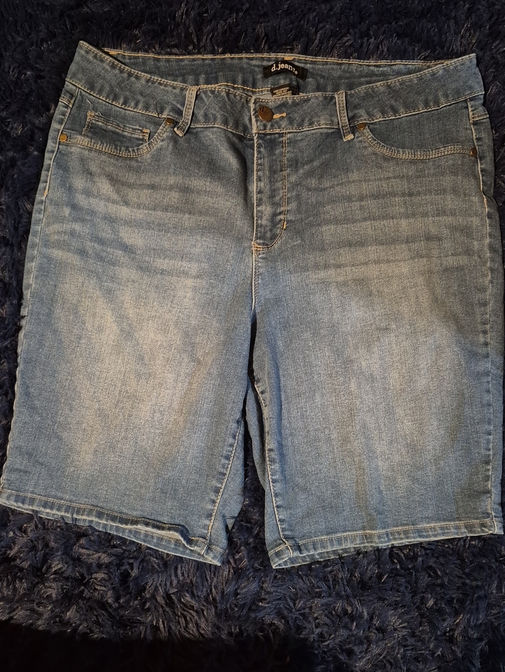 d. jeans Light Blue Mid-Rise Denim Bermudas